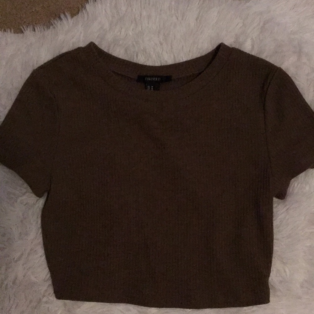 Forever 21 ribbed crop shirt. Olive. Medium
